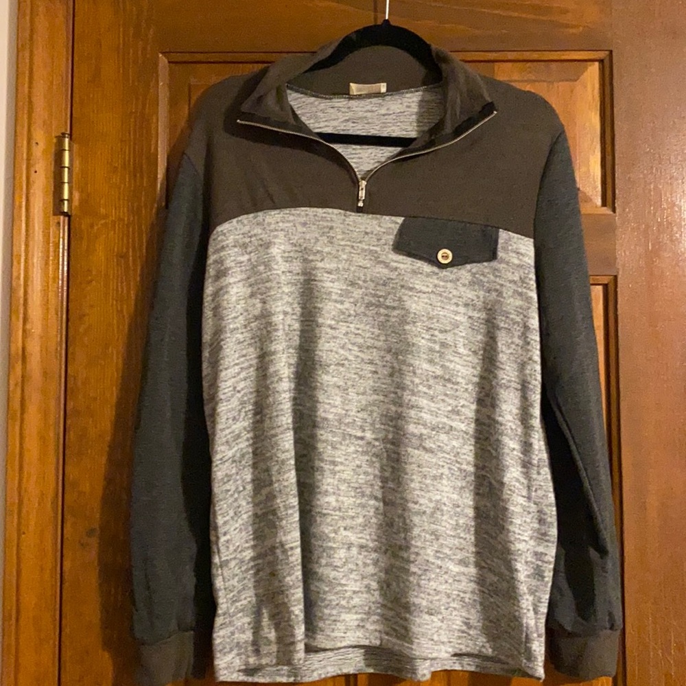 Light weight sweatshirt